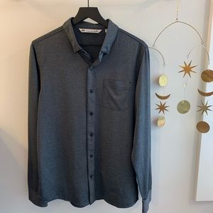 Travis Mathew Men’s dress shirt